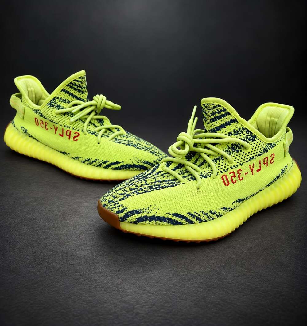 Adidas Yeezy Boost 350 V2 Semi Frozen Yellow Size 11 Mens B37572